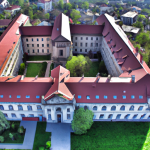 Kraków oferuje wyjątkową ofertę edukacyjną dzięki prywatnym szkołom podstawowym